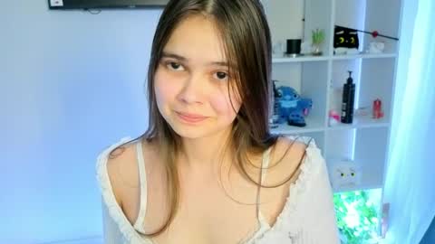 Julia Next stream  online show from May 23, 7:21 pm