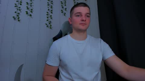 your_claddagh online show from November 29, 6:37 pm