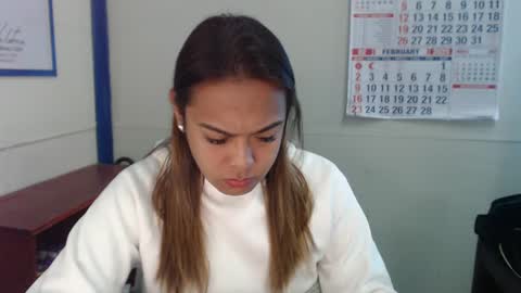 your_dreamgirlxxx69 online show from February 4, 12:19 am