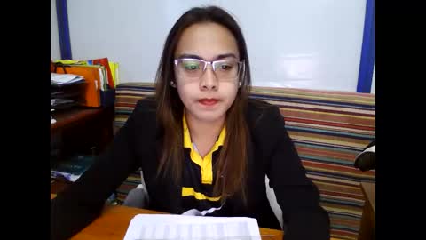 your_dreamgirlxxx69 online show from February 26, 12:09 am