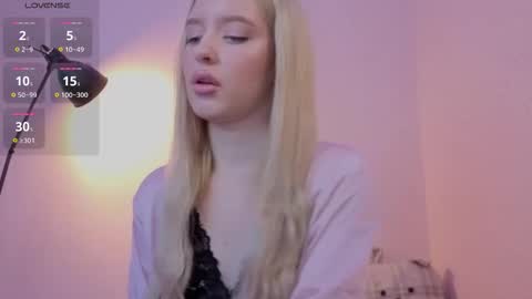 Snapshot of your_fucking_babby chatting on October 19, 9:30 pm Olivia online show from October 19, 9:30 pm