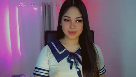  GWEN  online show from December 3, 10:23 pm