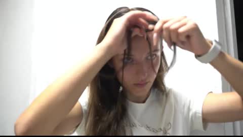 Snapshot of your_little_flexible_girl chatting on September 9, 8:31 pm Meri online show from September 9, 8:31 pm