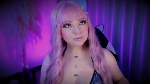 Cami independent model online show from April 20, 6:27 am