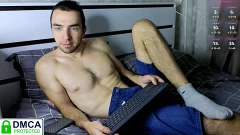 Snapshot of your_new_boyfriend17 chatting on October 20, 6:29 am Your new boyfriend17 online show from October 20, 6:29 am