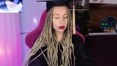 Alice  online show from July 22, 12:57 am