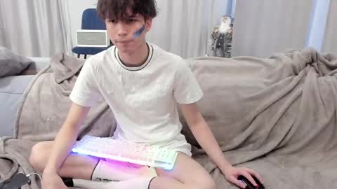 your_shy_guy online show from March 10, 2:26 pm