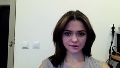 your_valeria online show from December 14, 8:56 am