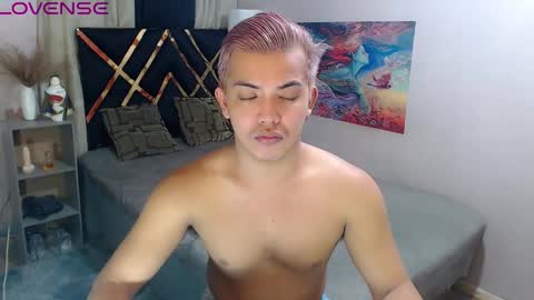 yourasian_bradley online show from October 30, 6:52 pm