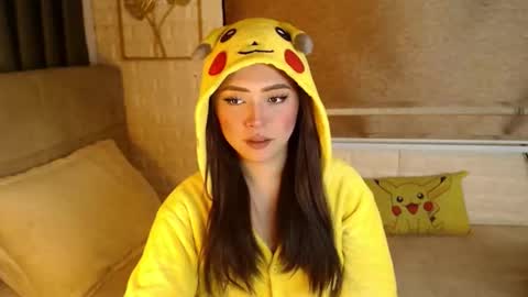 JEN  online show from February 2, 11:39 am