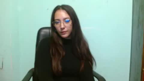 yourdreamgirl903309 online show from November 15, 9:05 pm