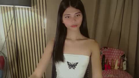 Vivian online show from February 14, 4:04 am