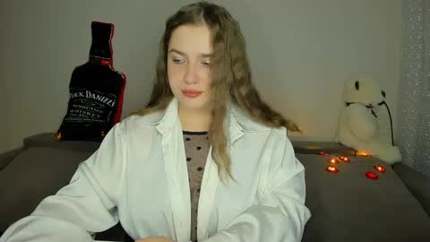 Snapshot of yourgem__ chatting on February 18, 4:58 pm yourgem__ online show from February 18, 4:58 pm