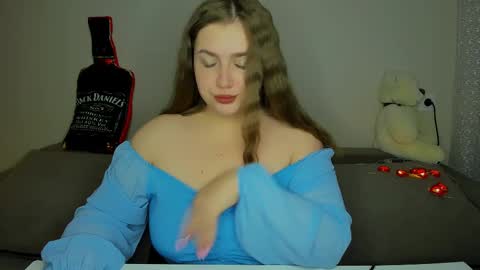 Snapshot of yourgem__ chatting on March 4, 7:01 pm yourgem__ online show from March 4, 7:01 pm