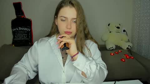 Snapshot of yourgem__ chatting on March 6, 11:20 pm yourgem__ online show from March 6, 11:20 pm