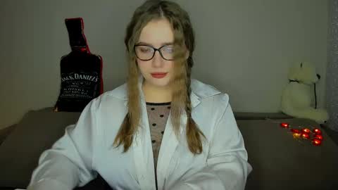 Snapshot of yourgem__ chatting on March 3, 5:20 pm yourgem__ online show from March 3, 5:20 pm