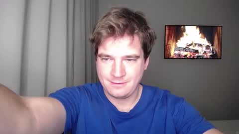 Snapshot of yourhairybuddy chatting on October 19, 8:13 pm Andrey online show from October 19, 8:13 pm
