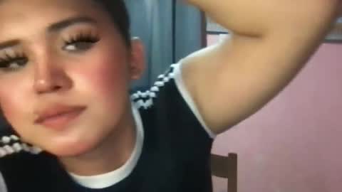 yourhotlove_veda online show from May 6, 6:14 pm