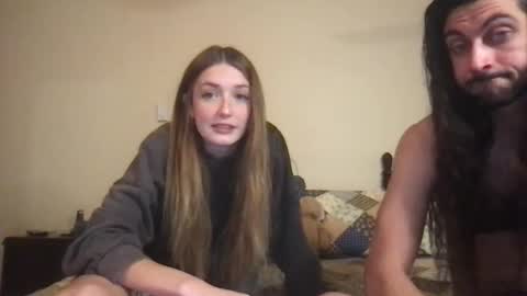 yourhotmother online show from December 19, 1:56 am