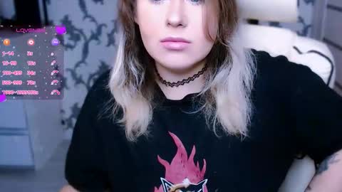 Snapshot of yourkarma_2_0 chatting on September 21, 3:05 pm Karma online show from September 21, 3:05 pm