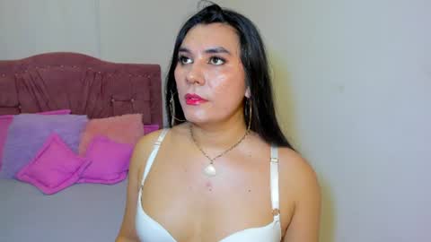 EMELY online show from July 19, 10:12 pm