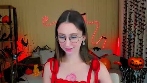 Vetta online show from October 23, 4:30 pm