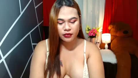 yourlovesweety online show from July 16, 5:22 am
