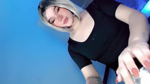 PEARL online show from December 1, 4:32 pm