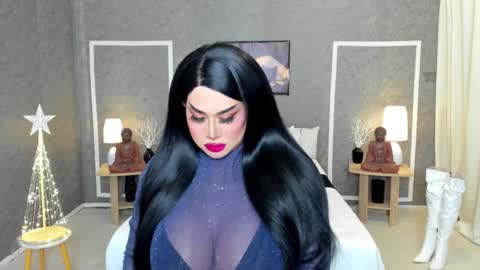 Snapshot of yourmassivecockcummer chatting on December 16, 10:18 am Carla online show from December 16, 10:18 am