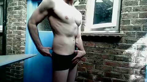 yourmodelman online show from March 11, 1:03 pm