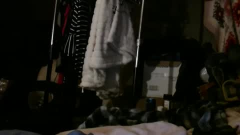 yourmomma999 online show from December 6, 12:11 pm