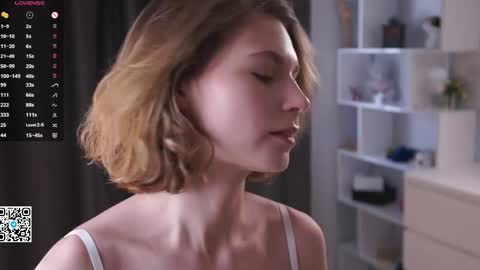 Sonya online show from April 22, 12:12 pm