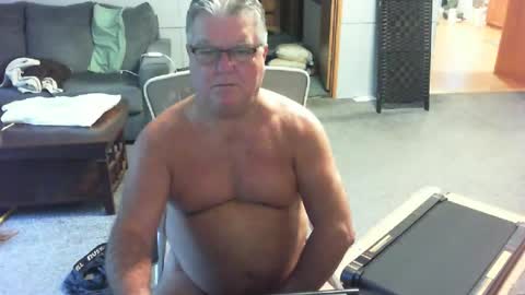 yourpoppi55 online show from July 7, 11:14 am