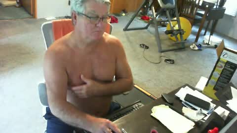 yourpoppi55 online show from June 19, 5:30 pm