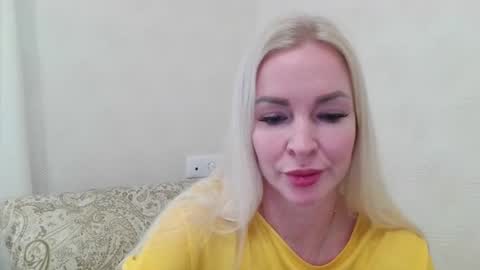 yourr_lana online show from January 29, 9:23 am