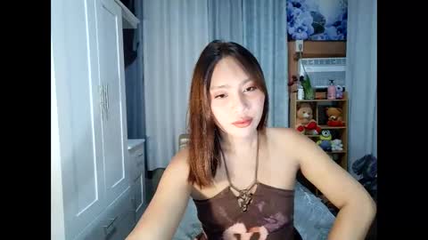 lexi online show from March 22, 4:22 pm