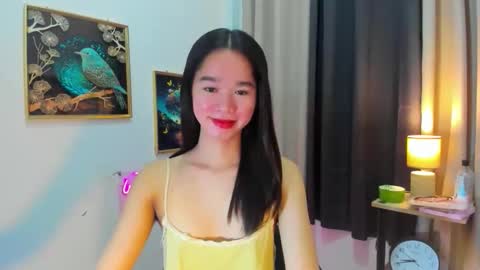 yourtinybunny online show from May 29, 10:46 am