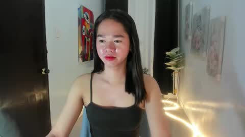 Snapshot of yourtinybunny chatting on October 8, 10:10 am yourtinybunny online show from October 8, 10:10 am