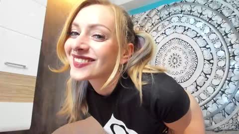 YourVenus00 -Follow my OF online show from November 24, 7:34 pm