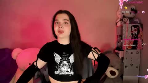 Ysabell online show from October 11, 3:26 pm