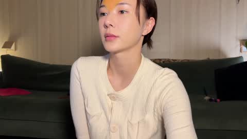 lili online show from November 14, 1:24 pm