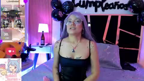 Snapshot of yukki_kuran chatting on October 1, 4:44 am Yukki Kuran online show from October 1, 4:44 am