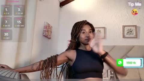 Snapshot of yuliana_milleer chatting on October 15, 8:42 pm Yuliana online show from October 15, 8:42 pm
