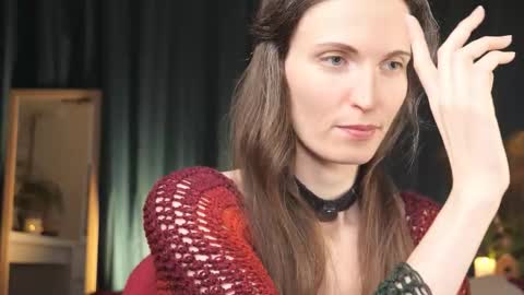 yulla dao online show from February 10, 6:00 pm