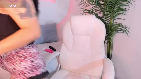 YUMEKO  online show from September 20, 3:04 pm