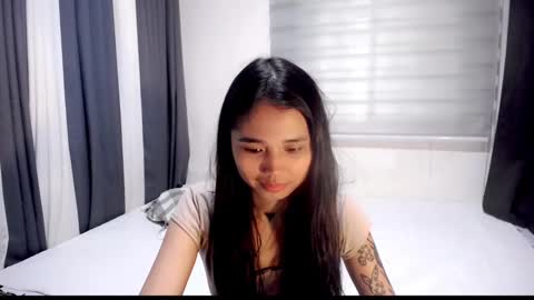 yumi_fox01 online show from February 12, 2:56 am