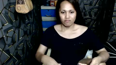 yumi online show from June 7, 8:52 am