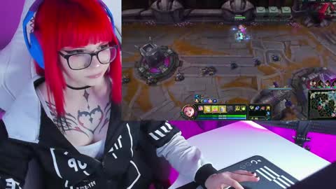 Snapshot of yumi_youkai chatting on January 24, 10:08 pm Yumi 3 online show from January 24, 10:08 pm