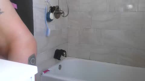 Payton kelly online show from February 8, 3:37 pm