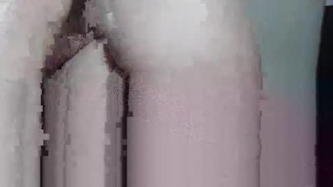 yummy72747 online show from March 18, 12:44 pm